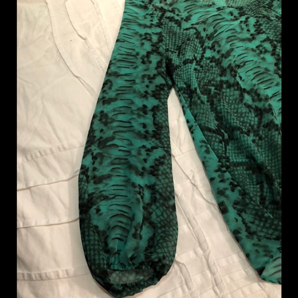 Pretty high low top - Picture 4 of 4